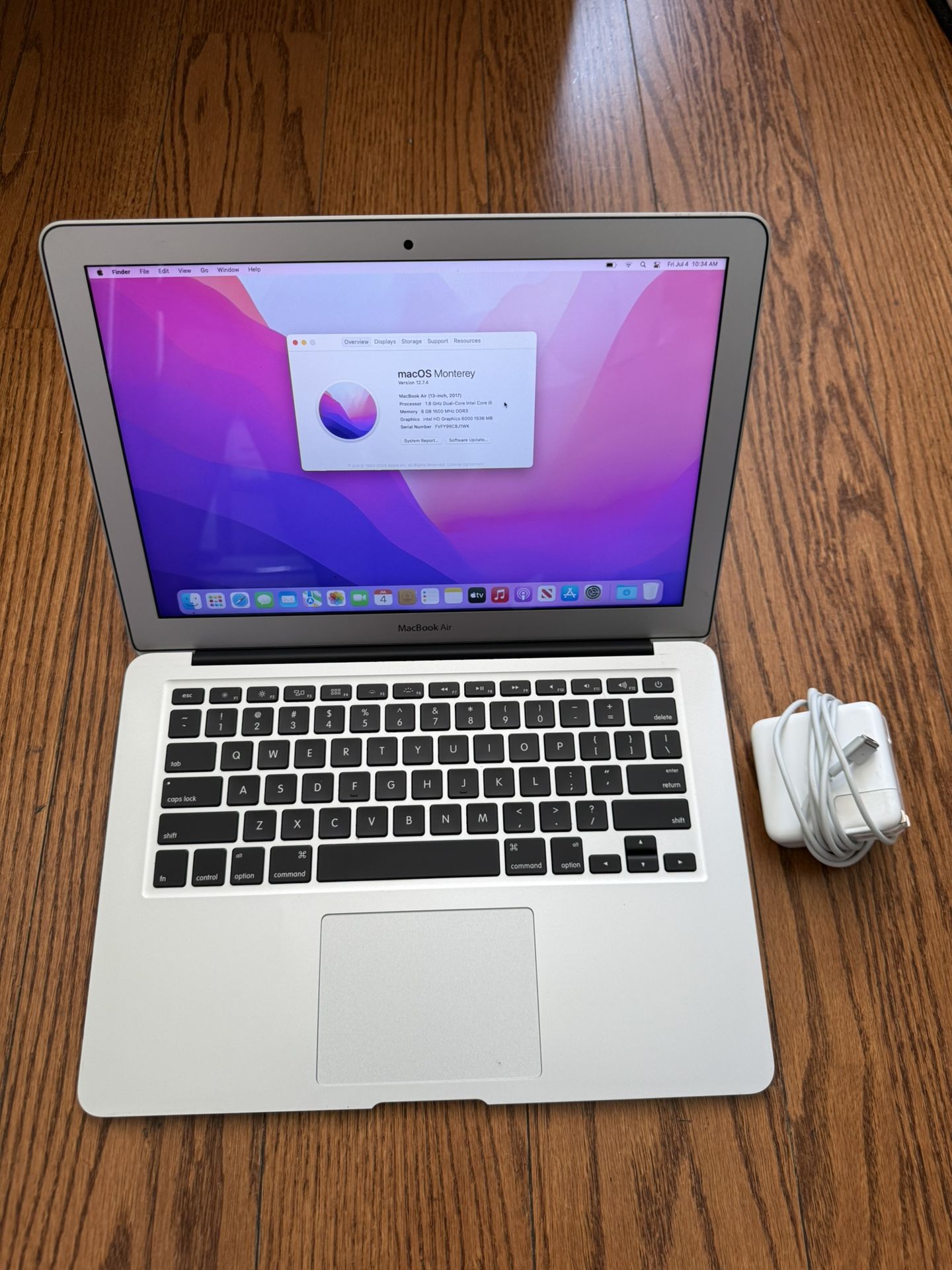 July 4th Sale@$120/MacBook Air 13” 2017/8GB RAM/128GB SSD/Fully Functional/Original Charger