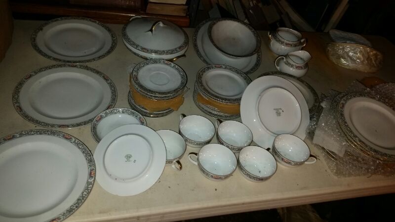 54 piece assortment matching Hutschenreuther Bavarian Fine China