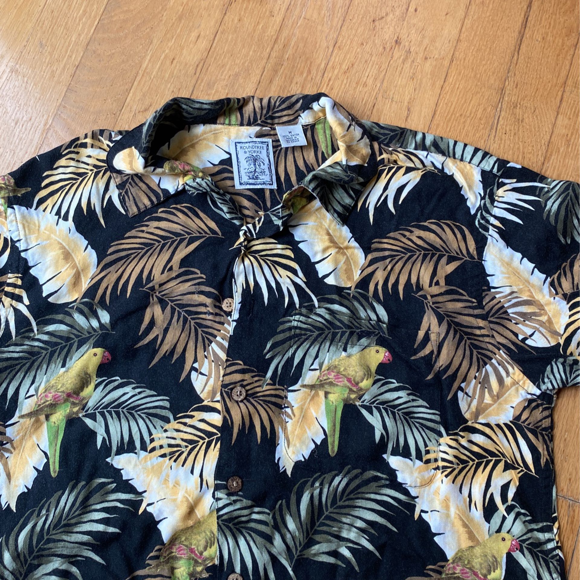 Mens Hawaiian Short Sleeve Shirt Size Medium 