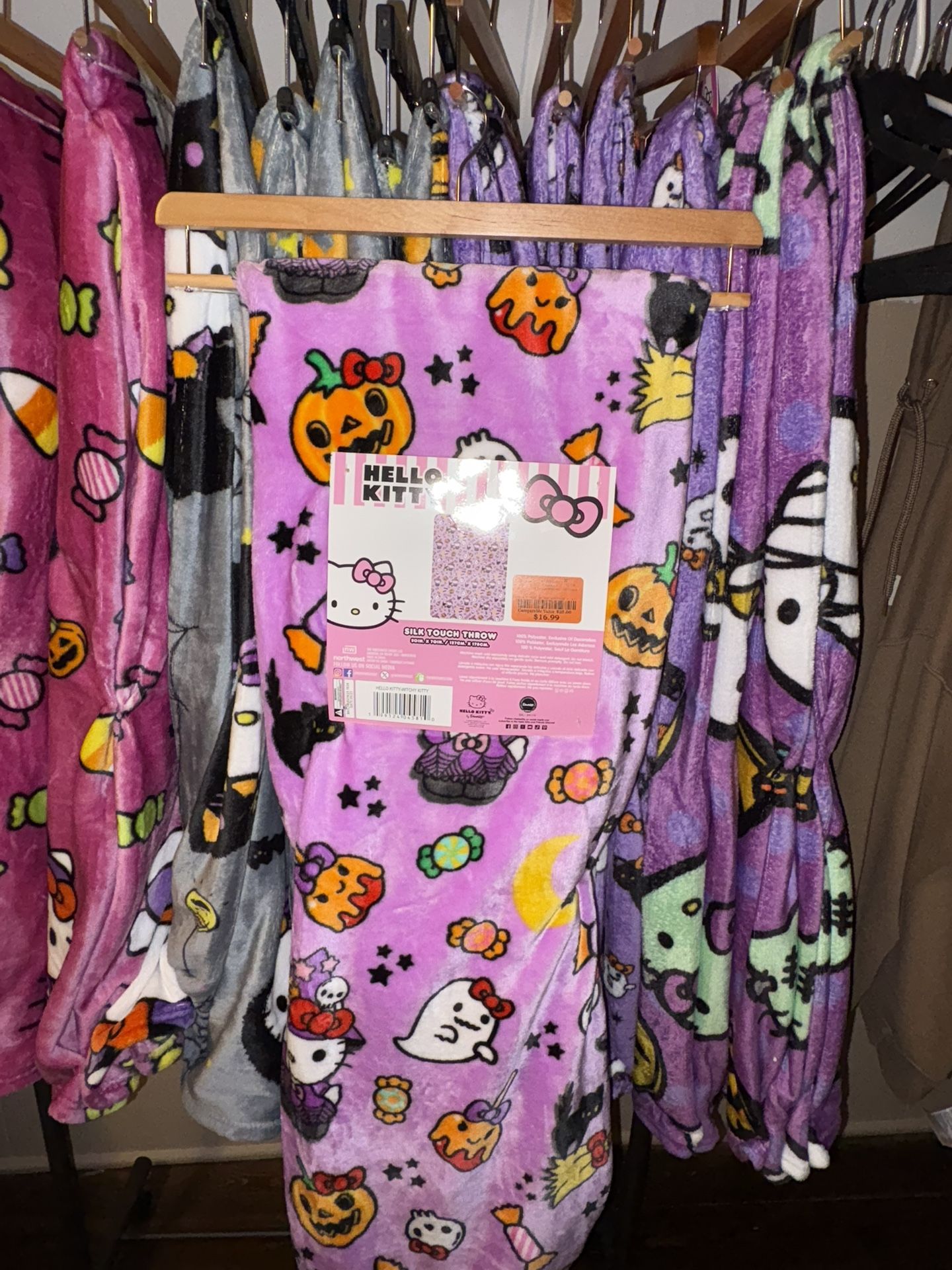 Hello kitty halloween blanket witchy hello kitty