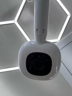 Nanit Cam Baby Monitor w Floor Stand