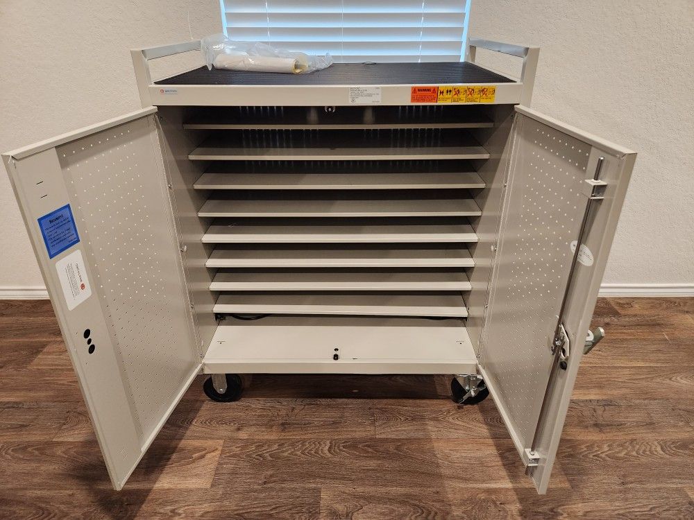Bretford Cart (Read Description)