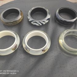 NEW Never Worn Vintage Iris Apfel Bangles