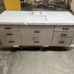 Custom Bathroom Vanity 