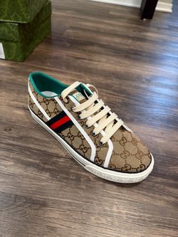 Men Shoe Size 10