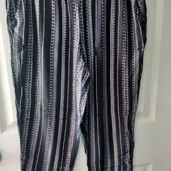 Jessica Simpson Women's lounge  Soft Pants Black & Off White Size Medium 