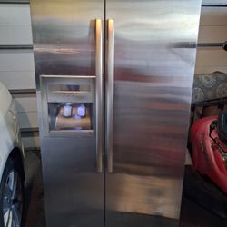 Stainless Steel Side by Side Refrigerator 