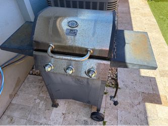 BBQ. Blue Rhino grille 3 burner. Works fine.  Needs a deep clean. $35