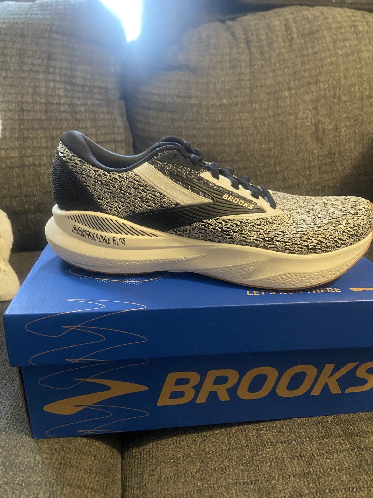 Brooks Women’s Shoes