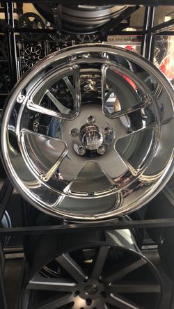 22's WHEELS AND TIRES