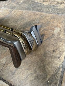 Golf clubs putters