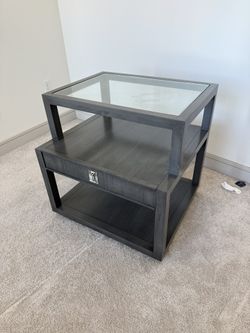 2 Lamp Tables