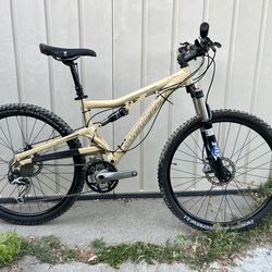 Santa Cruz Juliana Full Suspension Mountain Bike Small 15” Frame! Very Nice!