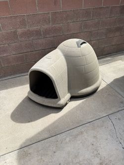 Dog house