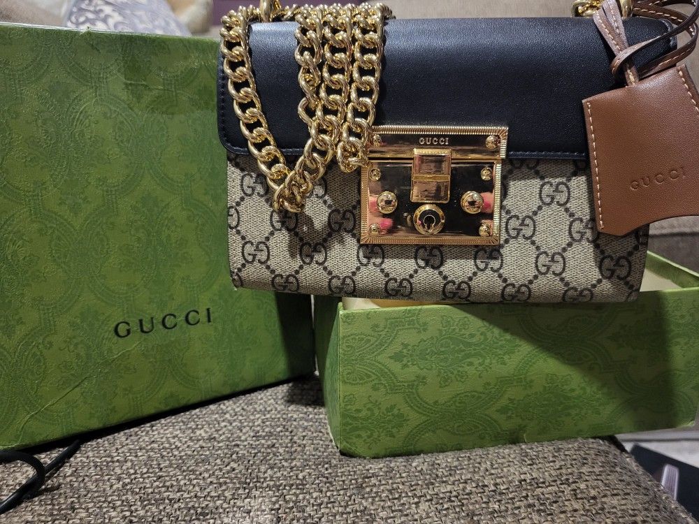 Gucci Padlock Shoulders Bag GG Coated Canvas And Leather