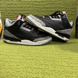 Jordan 3  Black Cements Size 8.5M
