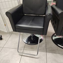Salon chair