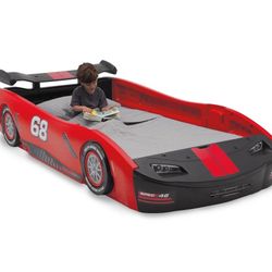 New In Box Racing Car Bed For Kids Twin Size