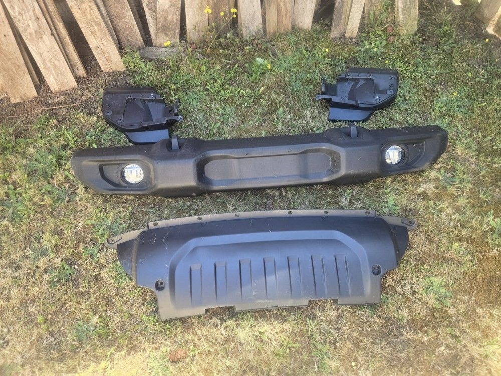 2020 Jeep Wrangler Front Bumper Assembly