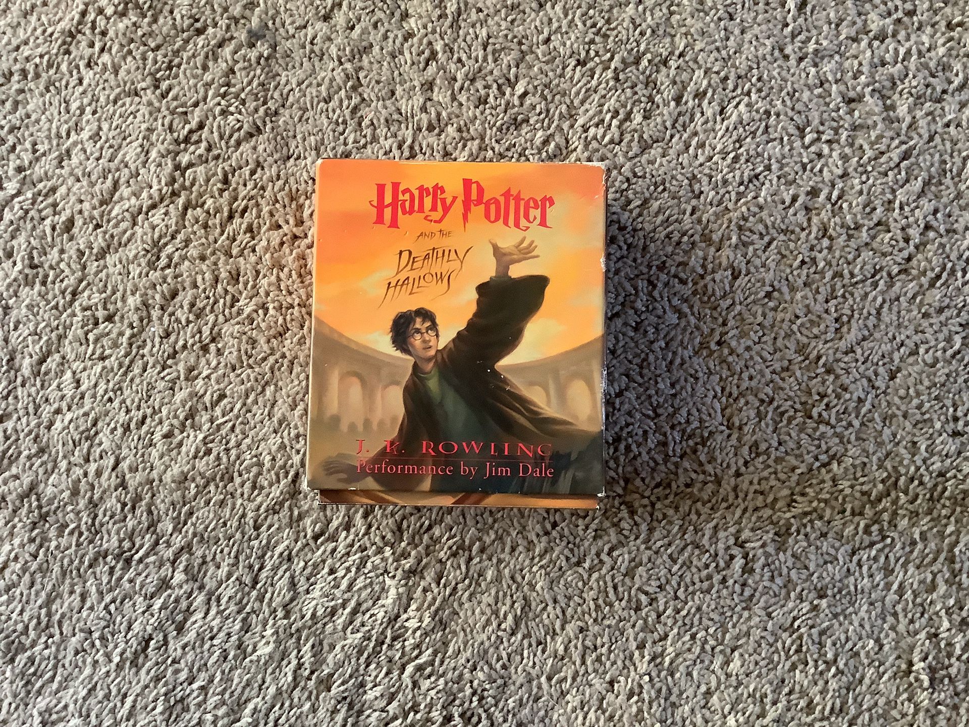 Harry Potter and the Deathly Hallow audio books..17 compact discs..21 hours