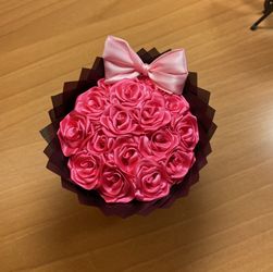 Mini Eternal Rose Bouquet 