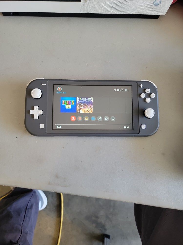 Nintendo Switch Lite