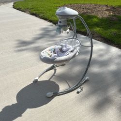 SnuggaPuppy Swing