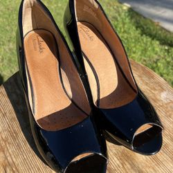 Clark's Artisan Size 8