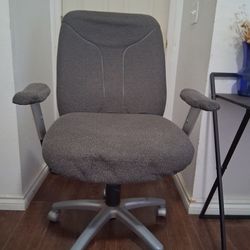 Desk chair