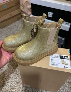 NEW Girls' boots