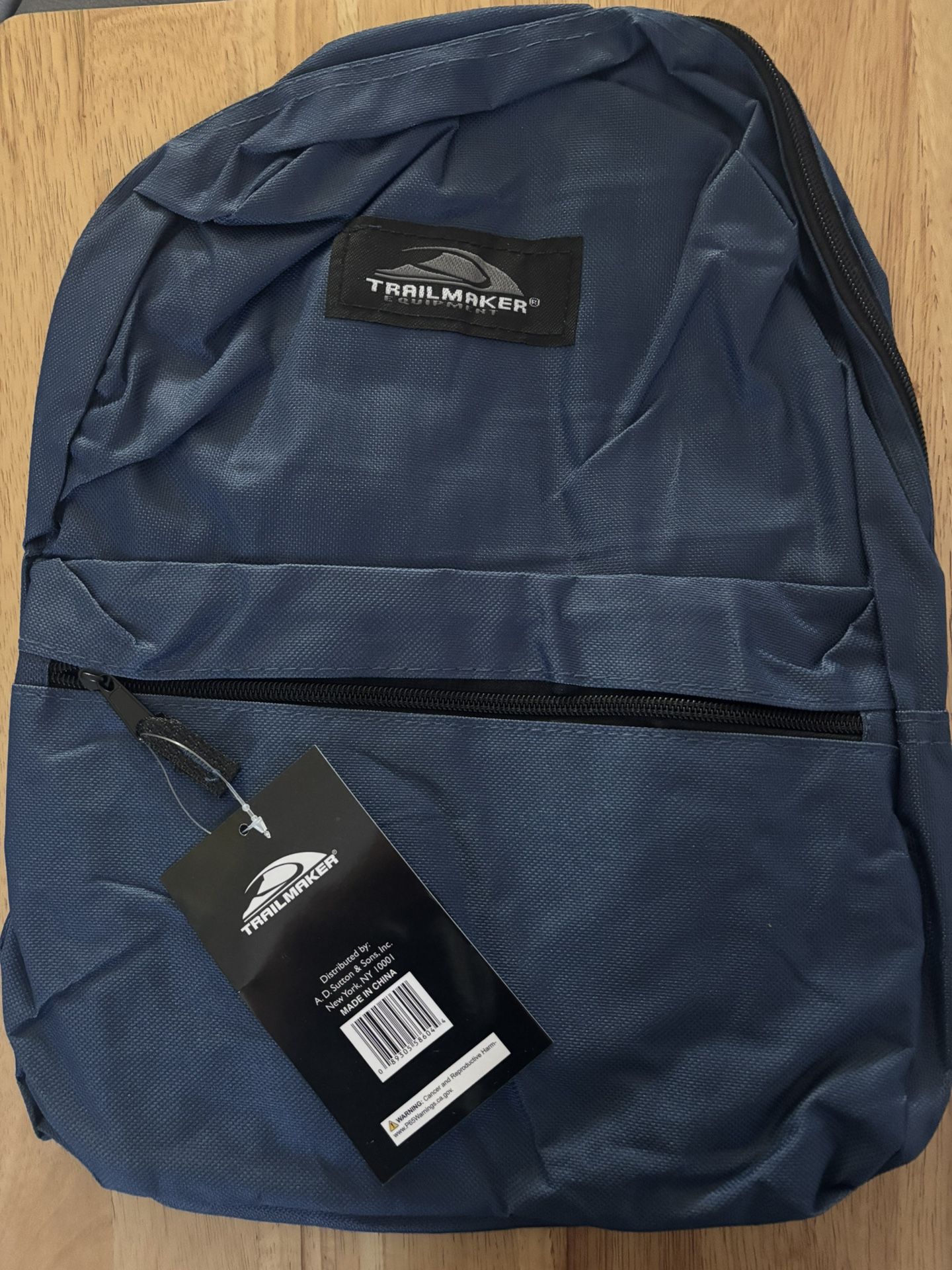 Trail maker classic 17 inch backpack with adjustable padded shoulder straps