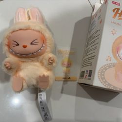Labubu SISI