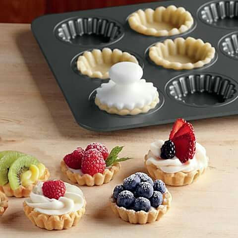 Williams Sonoma Mini Tarts Baking Set New