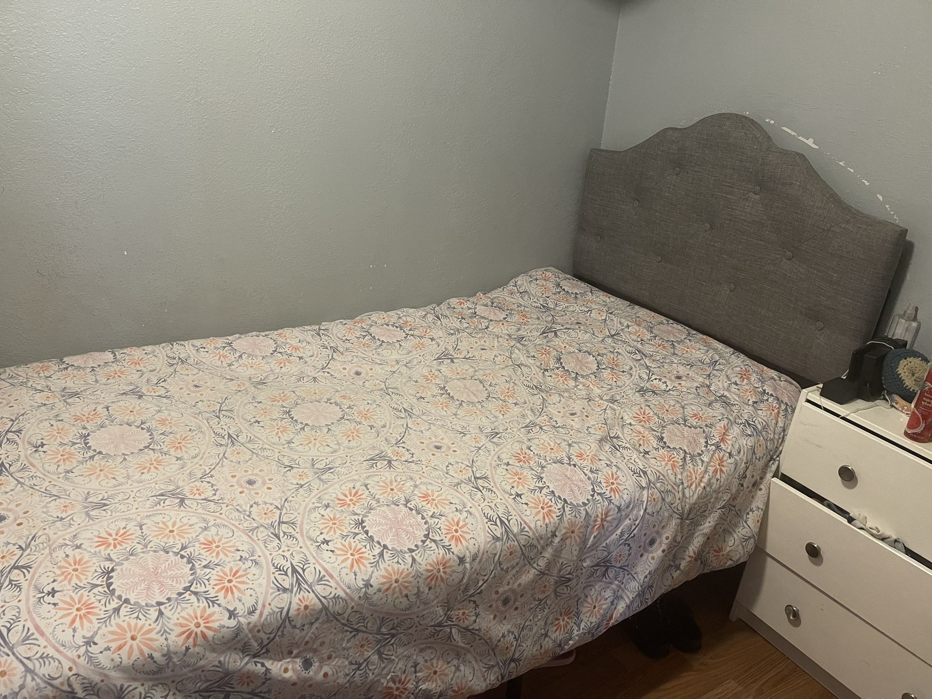 Twin Bed