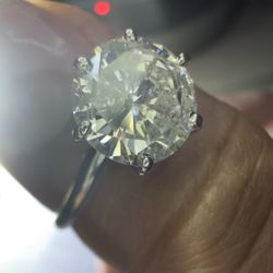 Beautiful Natural Diamond 1.68ctw Ring In 14k Gold  