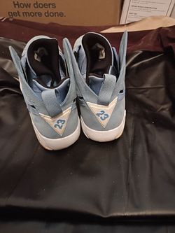 Powder Blue Jordan 7 size 10.5