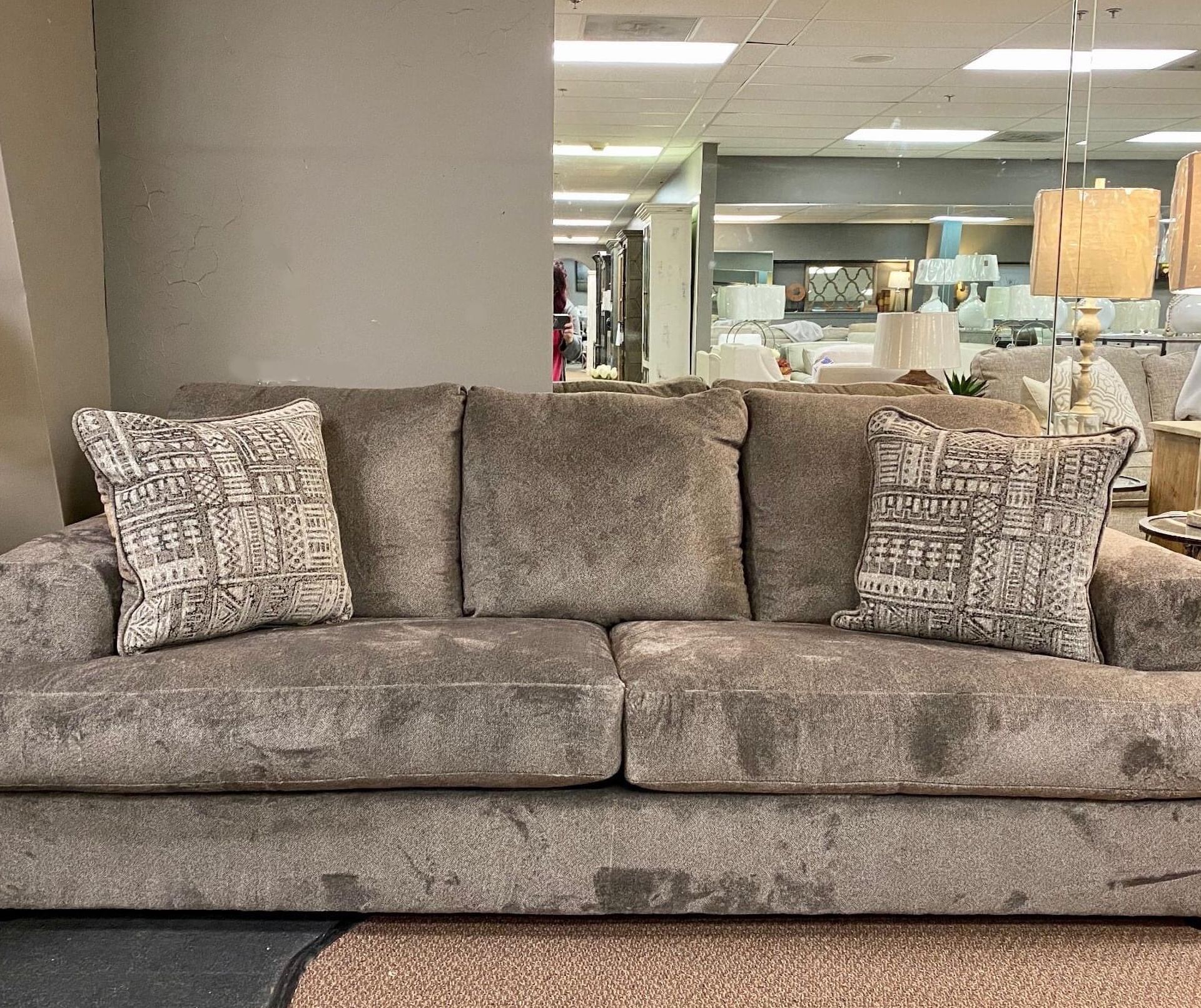 Soletren Ash Queen Sofa Sleeper /couch