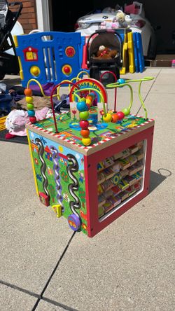 My Busy Town Activity Cube