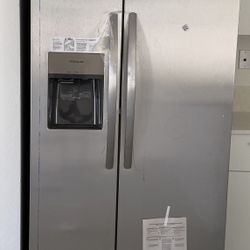 Refrigerator BRAND NEW
