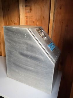 Saddle box merrit