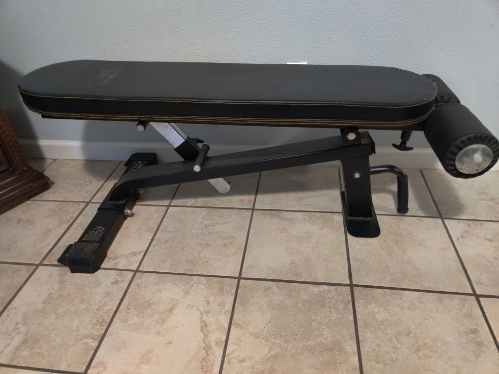 Powetek flat weight bench