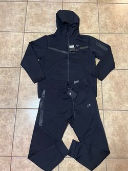 Black Nike Tech Set