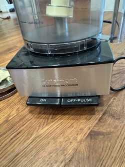 Cuisinart 14 Cup Food Processor with Blade Attachment