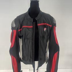 New With Tags (NWT) Ducati Corse C4 Estivo Leather Motorcycle Jacket Men's EU 54
