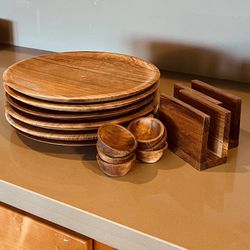 Asado Wooden Plates 10” X 6 Units + 2 Napkin Holders + 6 Individual Salt Cups In Wood