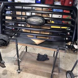 2015, 2016, 2017 Front Upper Grille 