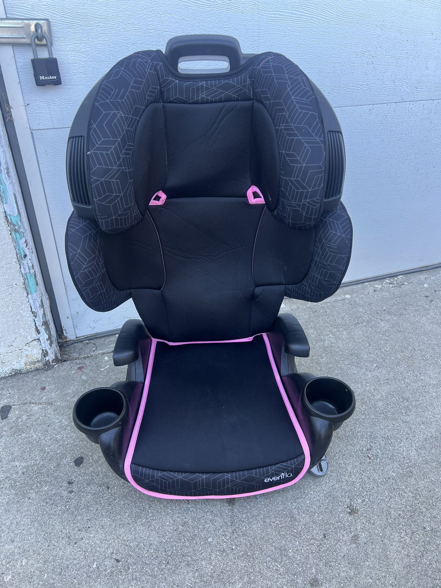 EVENFLO BOOSTER SEAT 