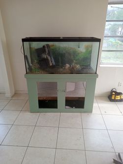 Fish Tank With Stand.18 Wide By 48 23 Deep With Pump.