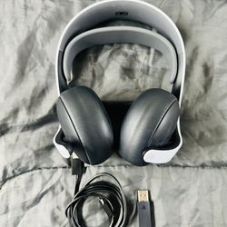 PlayStation Pulse Elite Wireless Headset ( Used Very New )