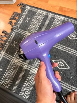 Blow dryer
